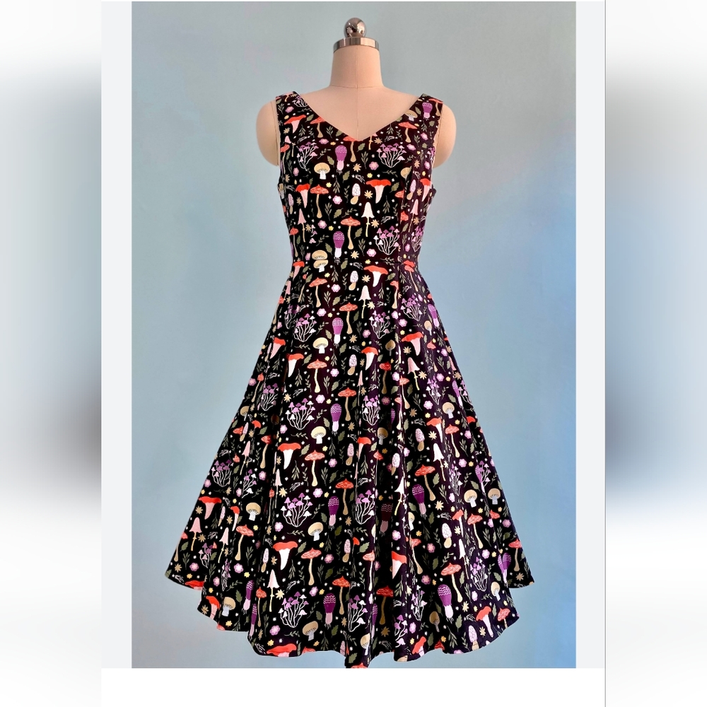 Eva Rose fit and flare lavender mushroom dress size L